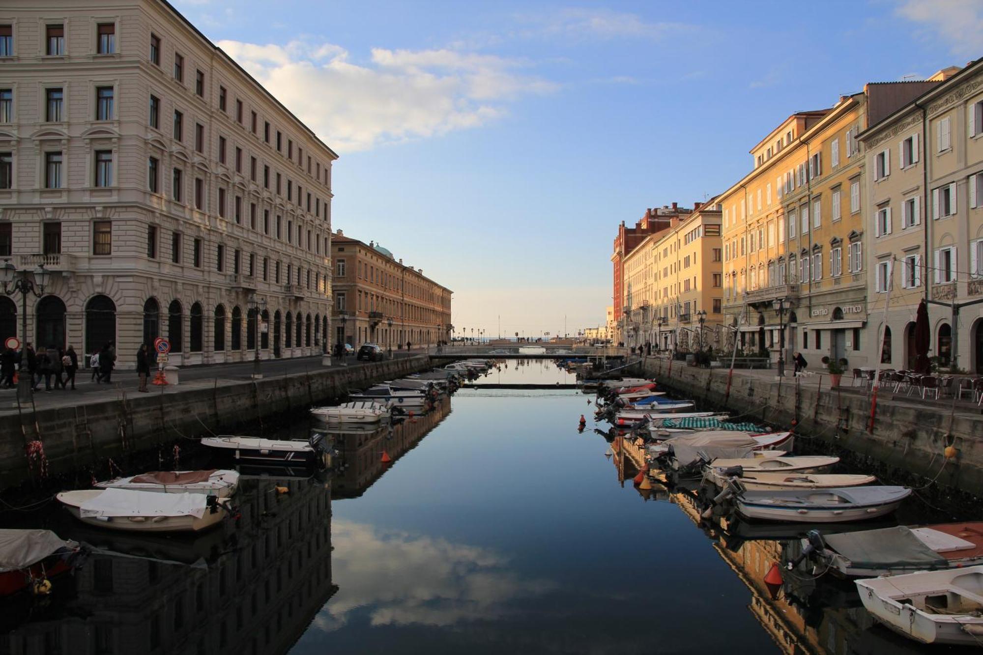 Myway Trieste Rooms Zewnętrze zdjęcie